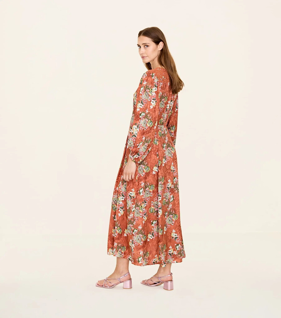 geigenkleid