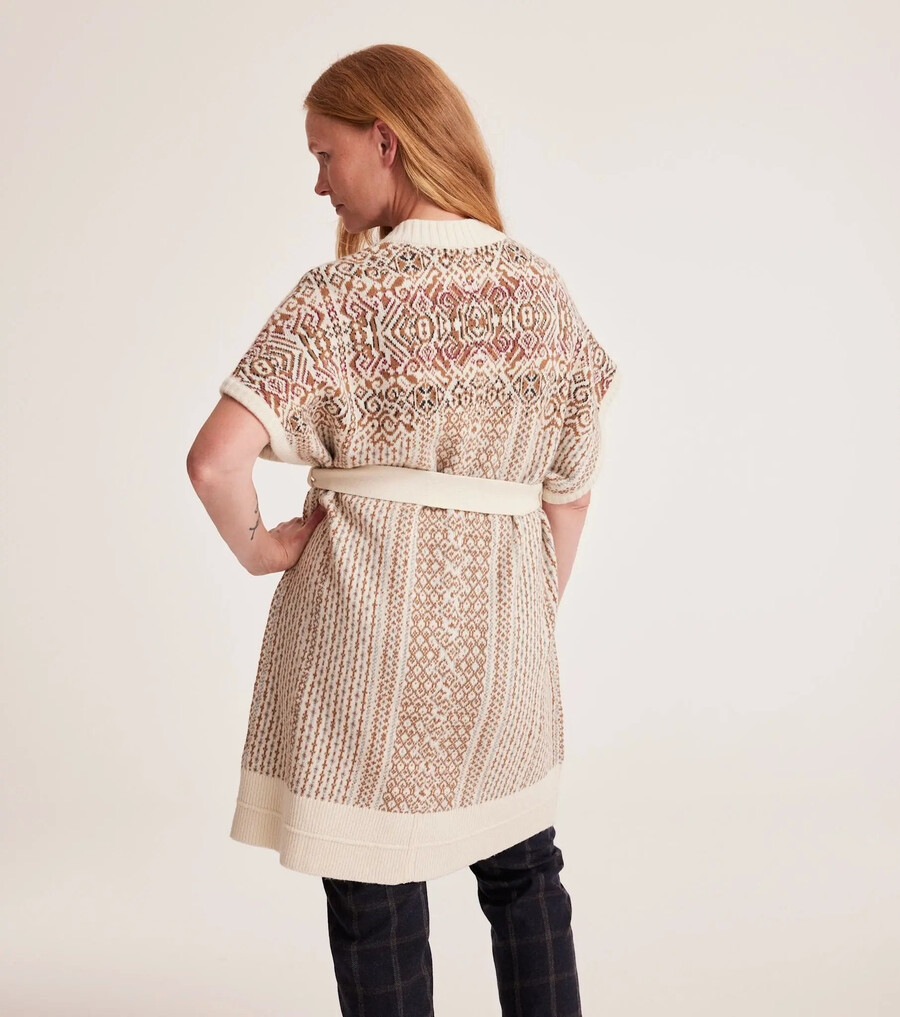 peg long vest